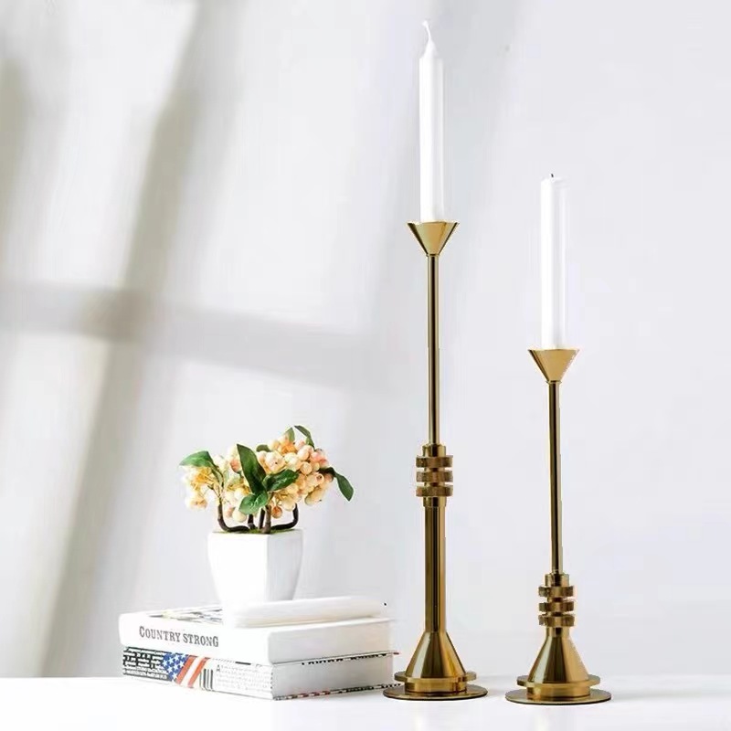 Luxury Gold Metal Candlestick  - Candle Supplies Luxury avis et prix